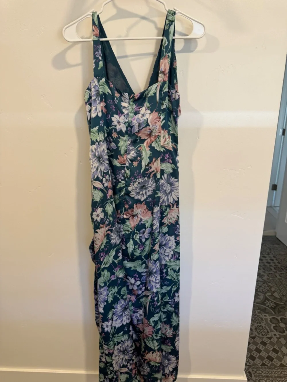 ASTR DRESS - Picture 4 of 4